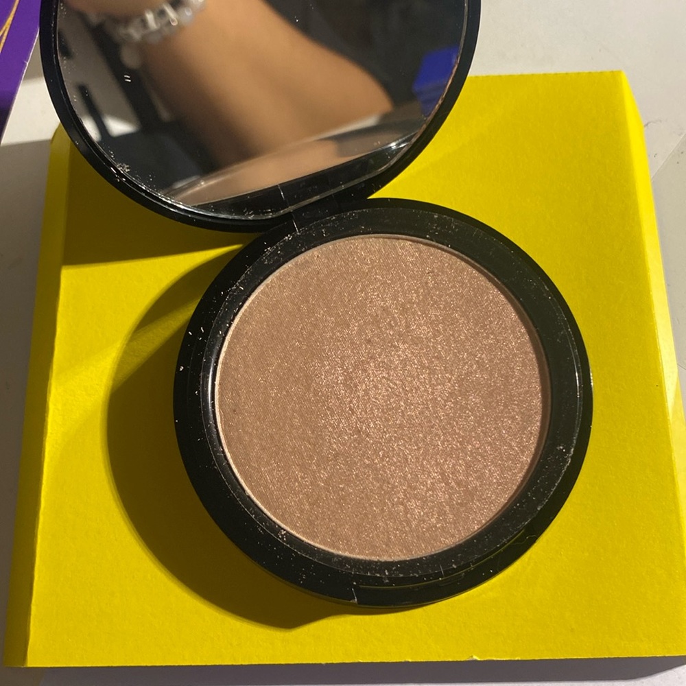never used still new and comes in original packaging.